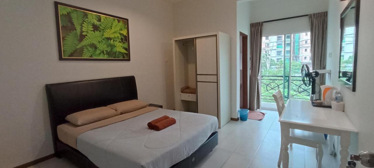 Rovers Inn Guesthouse - Age 11 And Above Only (Adults Only) ตานาห์ราตา ภายนอก รูปภาพ